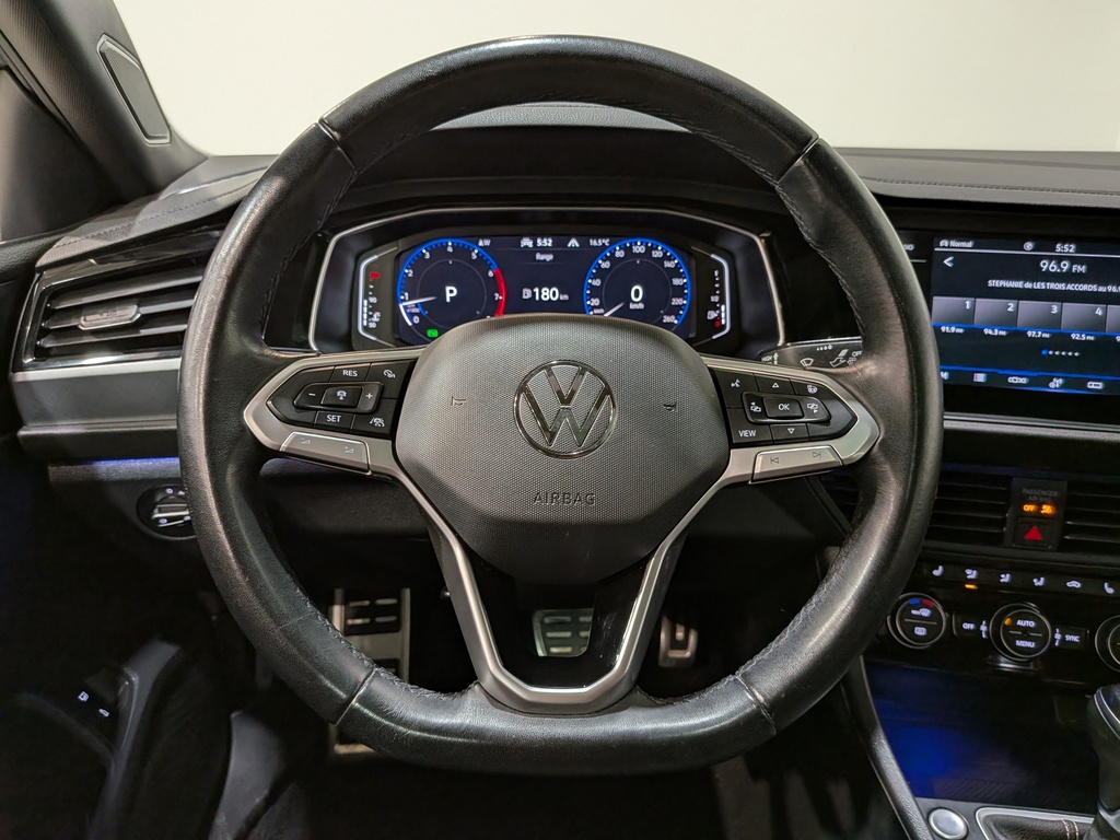 Volkswagen Jetta 2024