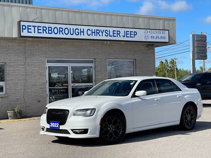 2022 Chrysler 300 Touring L AWD