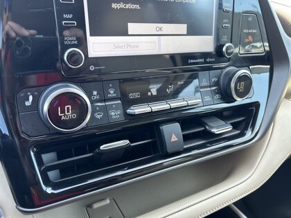 used 2021 Toyota Highlander car, priced at $37,777