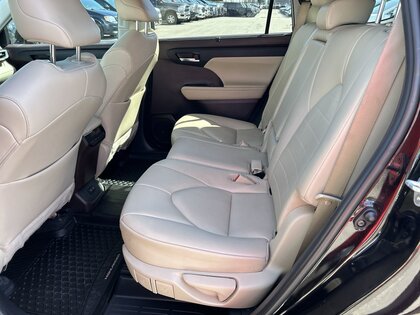 used 2021 Toyota Highlander car, priced at $37,777