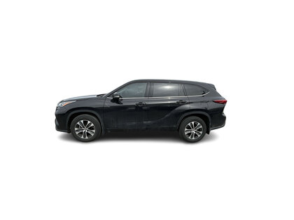 used 2021 Toyota Highlander car, priced at $37,777