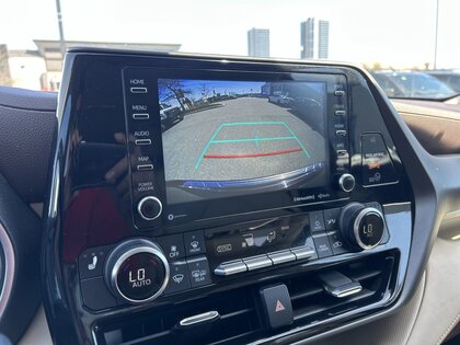 used 2021 Toyota Highlander car, priced at $37,777
