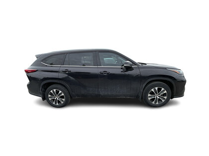 used 2021 Toyota Highlander car, priced at $37,777