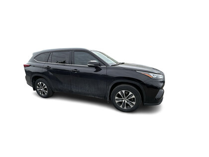 used 2021 Toyota Highlander car, priced at $37,777