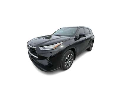 used 2021 Toyota Highlander car, priced at $37,777