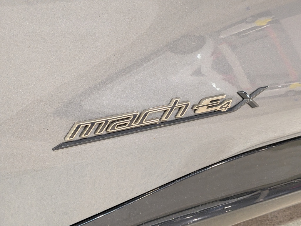 Ford Mustang Mach-E 2023