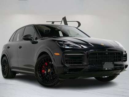 used 2022 Porsche Cayenne car, priced at $83,900