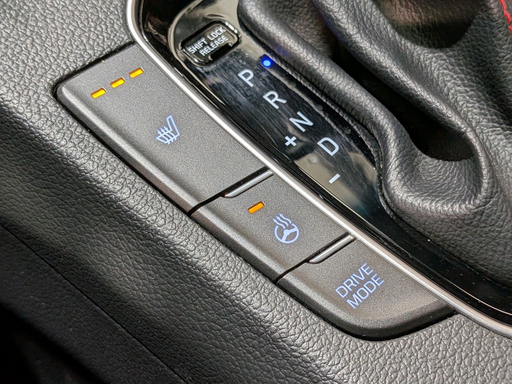 Hyundai Elantra GT 2018