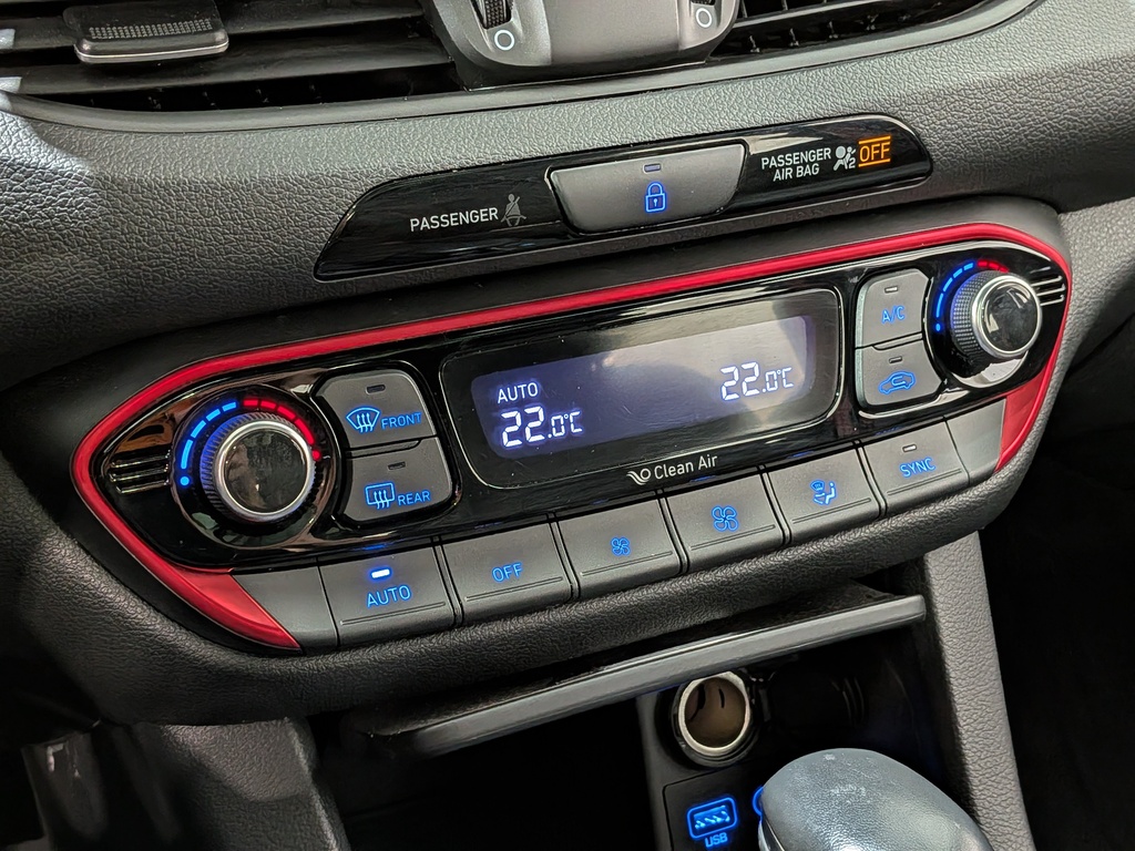 Hyundai Elantra GT 2018