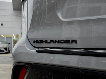 used 2024 Toyota Highlander car, priced at $49,995