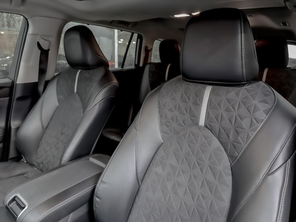 used 2024 Toyota Highlander car, priced at $49,995