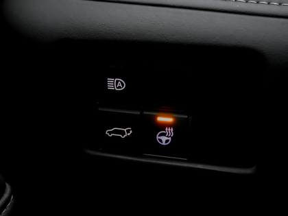 used 2024 Toyota Highlander car, priced at $49,995