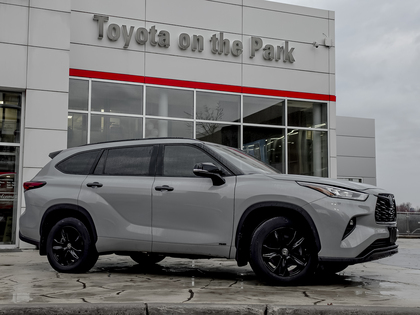 used 2024 Toyota Highlander car, priced at $49,995