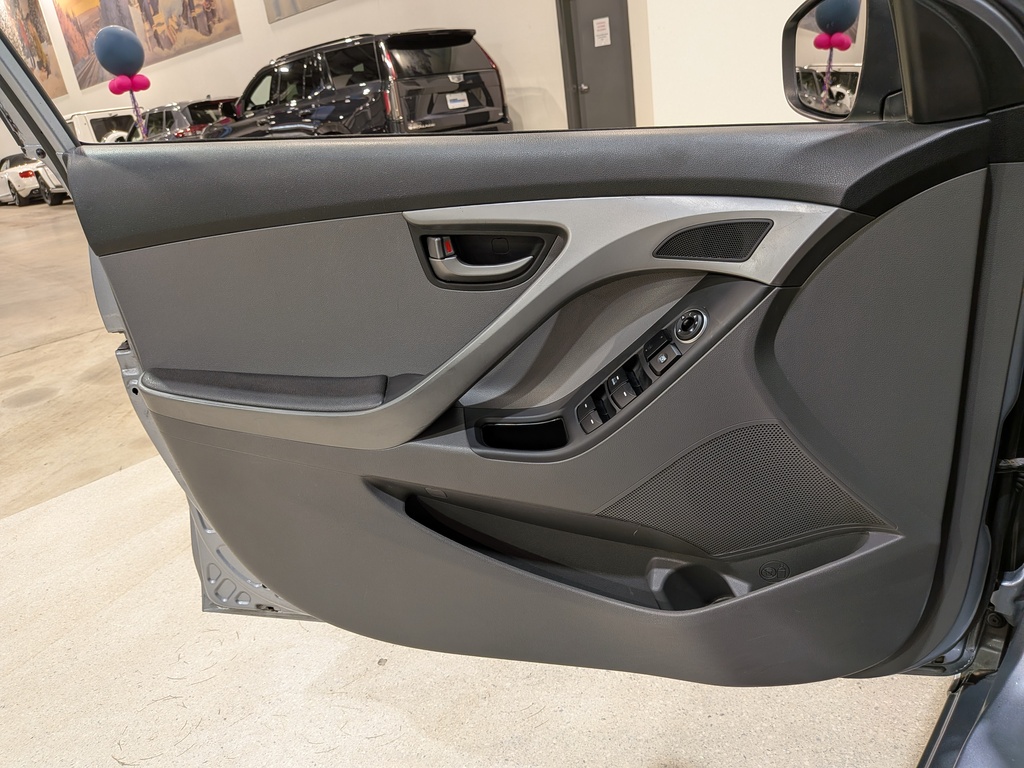 Hyundai Elantra 2016