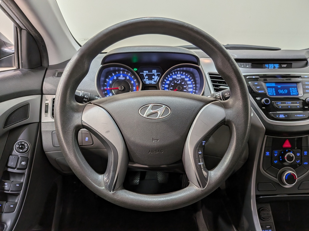 Hyundai Elantra 2016