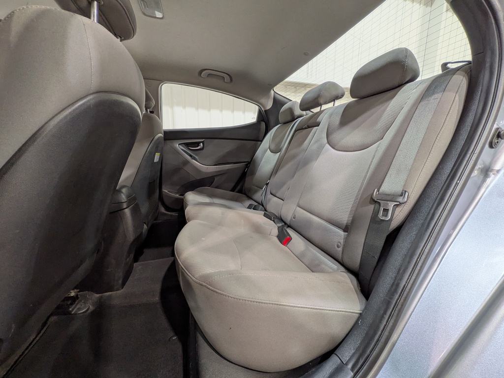 Hyundai Elantra 2016