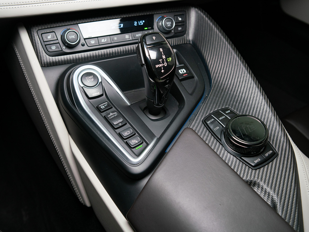 2019 BMW i8 HUD   20 IN, Toronto, Cash