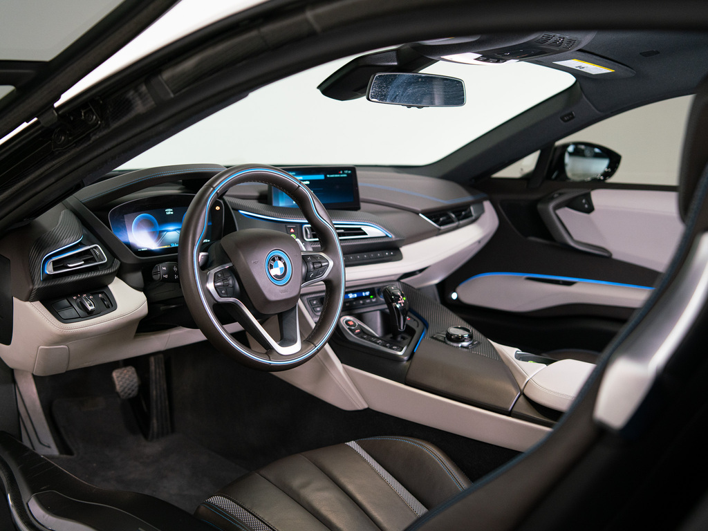 2019 BMW i8 HUD   20 IN, Toronto, Cash