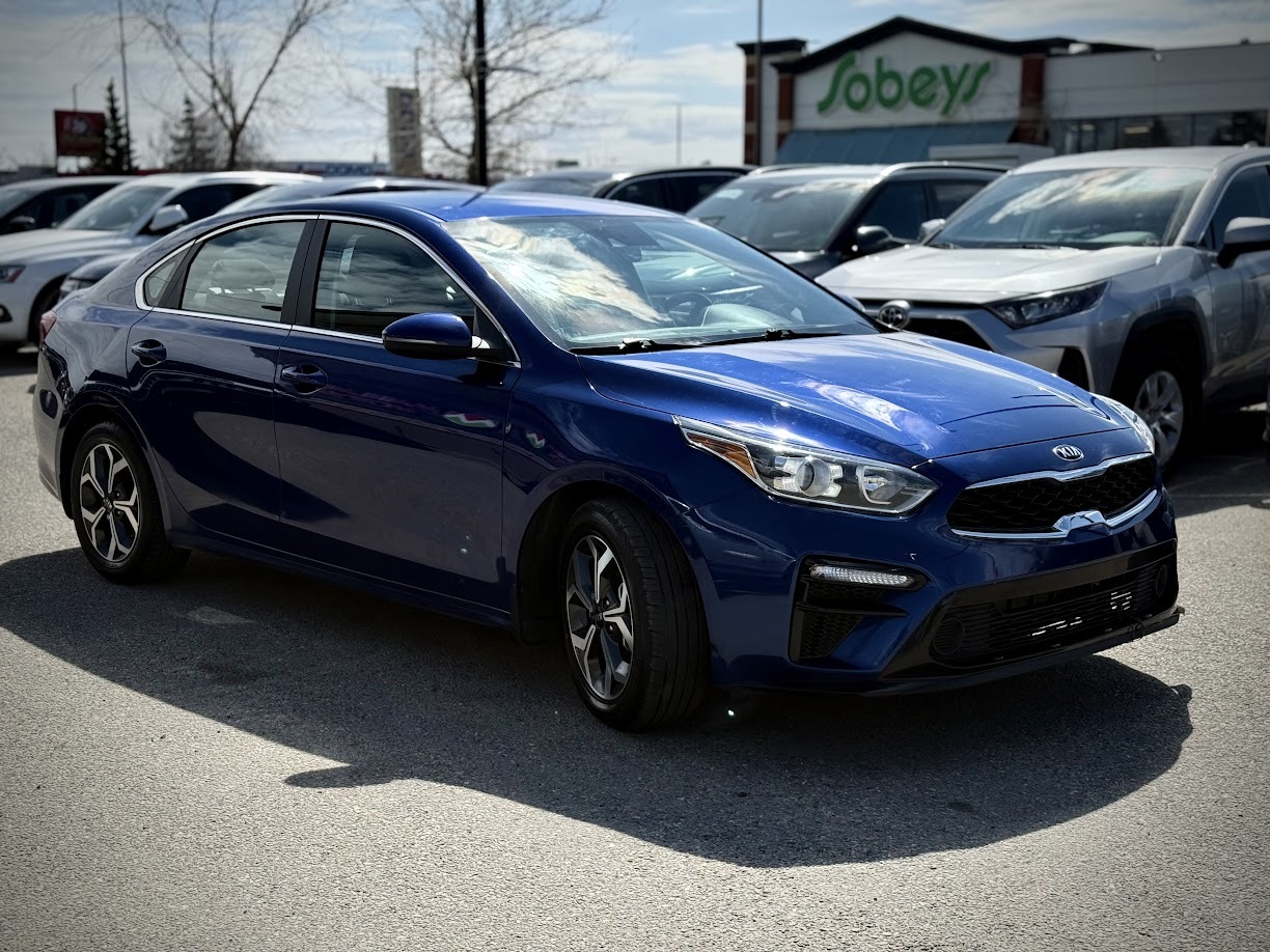 2021 Kia Forte — view 2