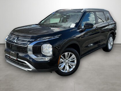 Black 2025 Mitsubishi Outlander SUV / Crossover Front-Wheel Drive Continuously Variable Transmission