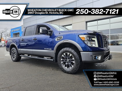 2017 Nissan Titan PRO-4X Crew Cab 4WD