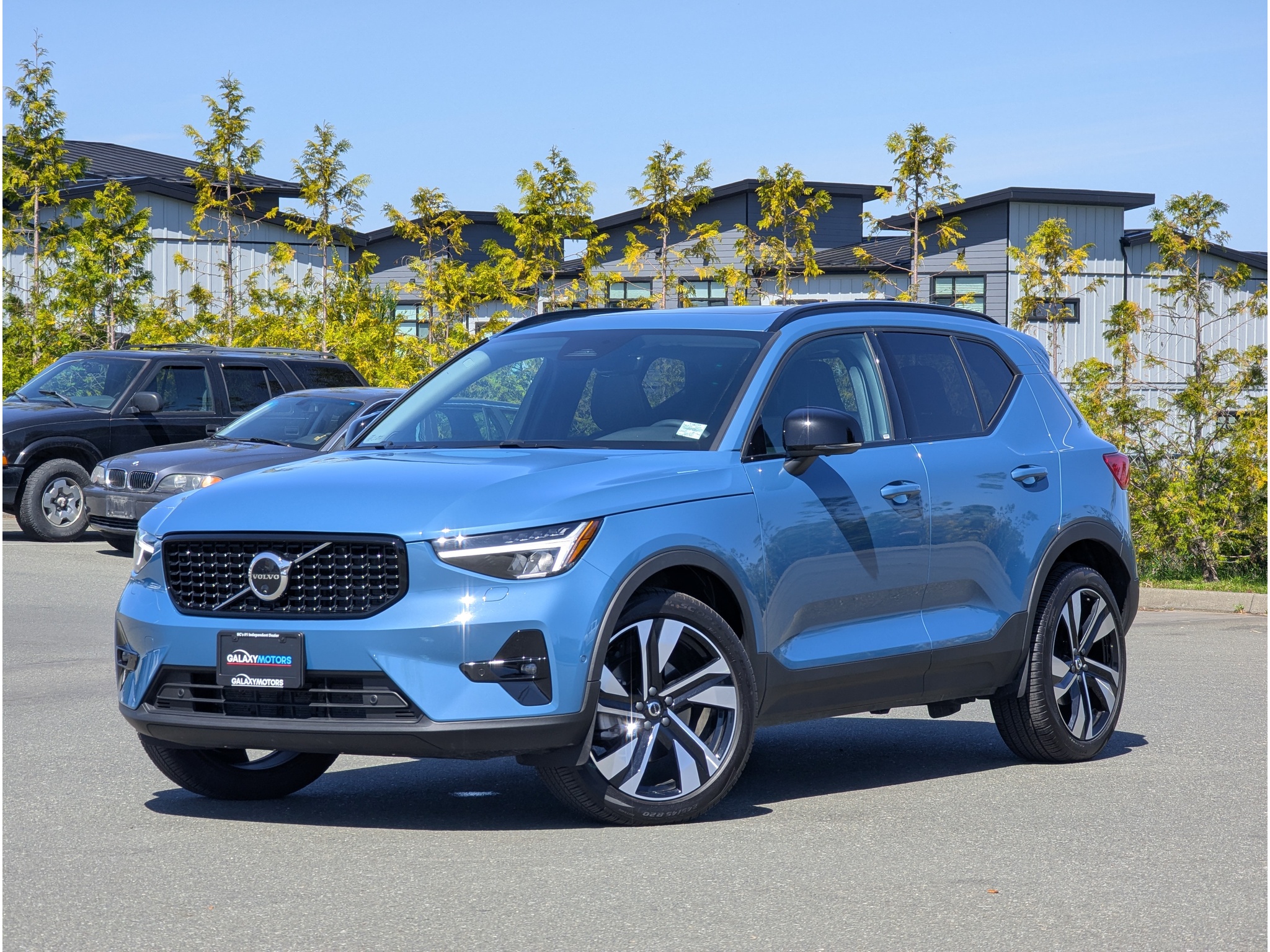 2025 Volvo XC40