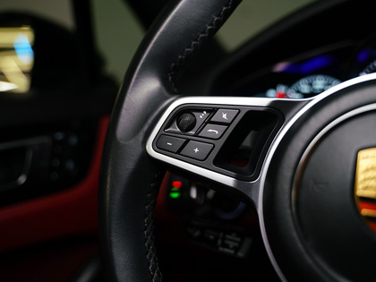 used 2023 Porsche Cayenne car