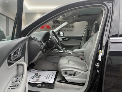 used 2019 Audi Q7 car, priced at $27,950
