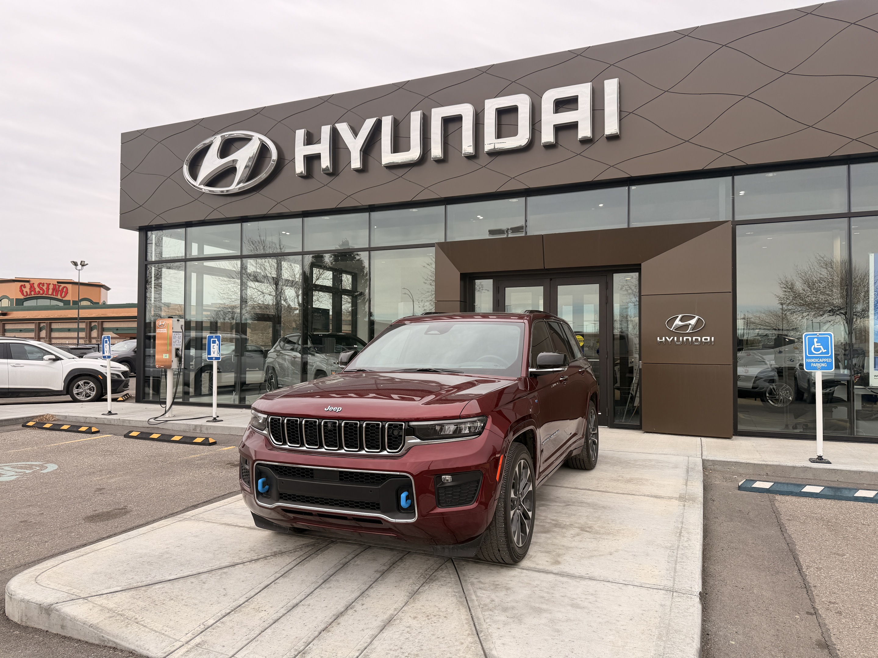 2023 Jeep Grand Cherokee 4xe Overland 4WD