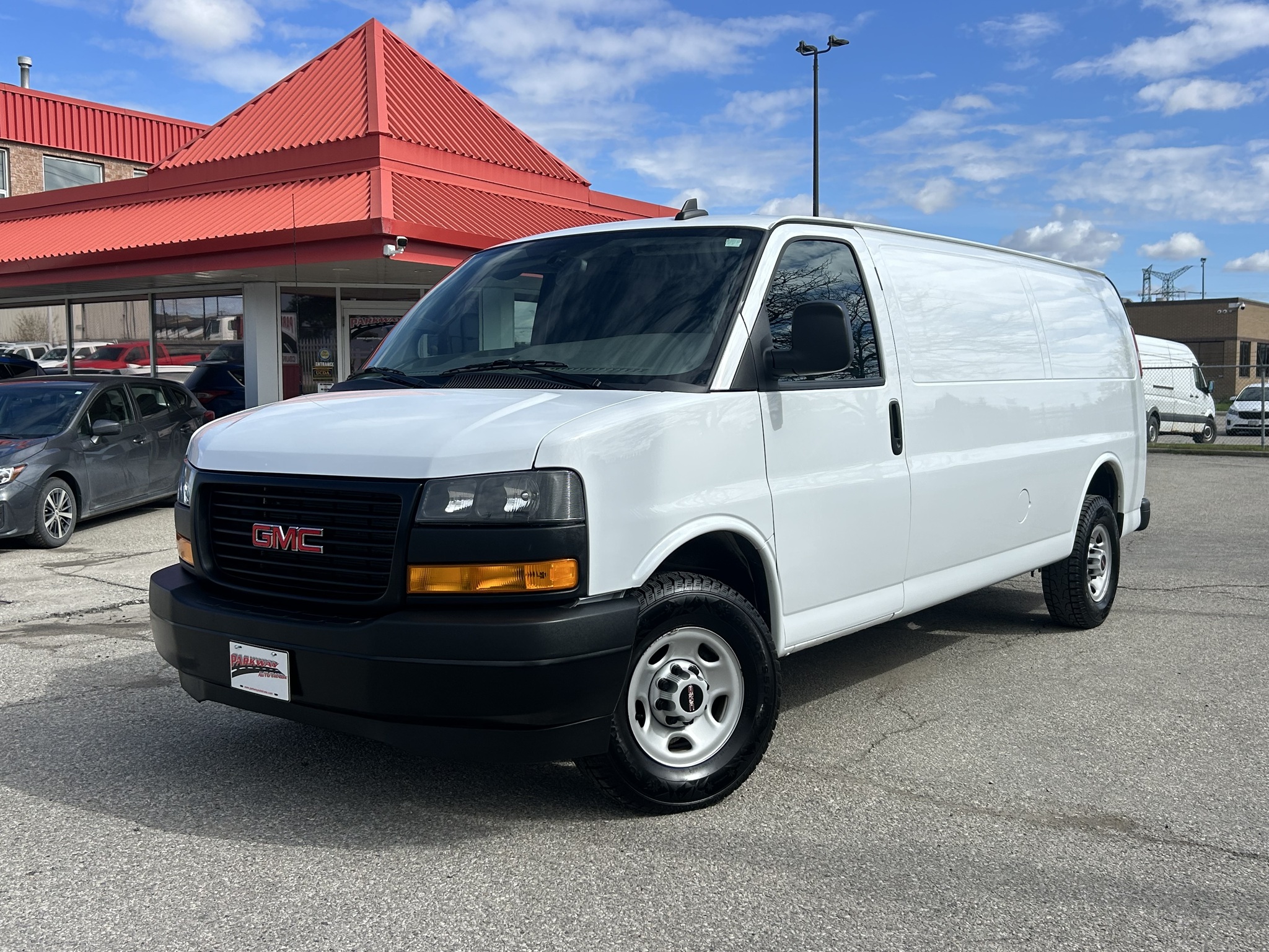2023 GMC Savana