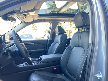 used 2025 Honda Pilot car, priced at $62,900