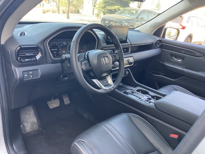 used 2025 Honda Pilot car, priced at $62,900