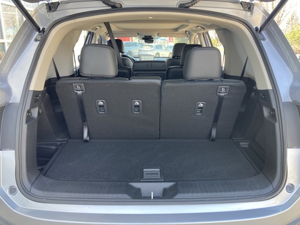 used 2025 Honda Pilot car, priced at $62,900