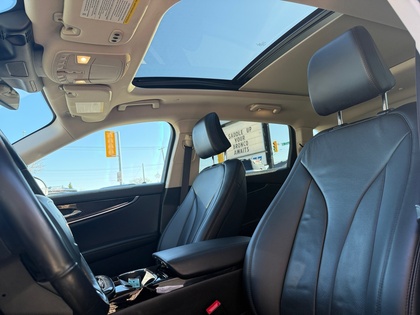 used 2022 Lincoln Nautilus car, priced at $39,372