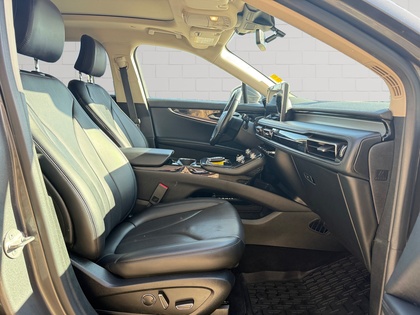 used 2022 Lincoln Nautilus car, priced at $39,372