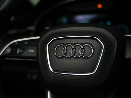 used 2022 Audi Q7 car, priced at $46,900