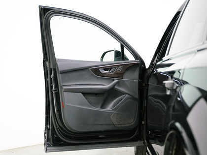 used 2022 Audi Q7 car, priced at $46,900