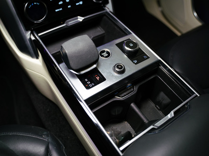 used 2023 Land Rover Range Rover car, priced at $124,900