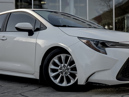 used 2020 Toyota Corolla car, priced at $21,555