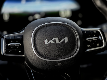 used 2022 Kia Carnival car, priced at $36,295