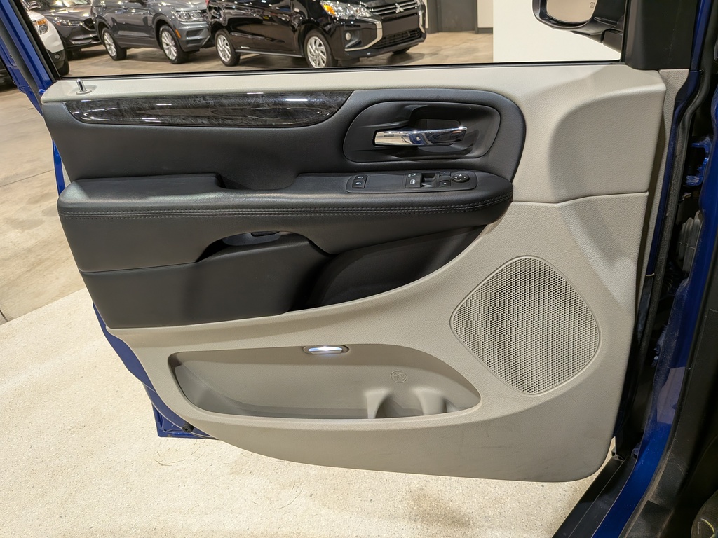 Dodge Grand Caravan 2020