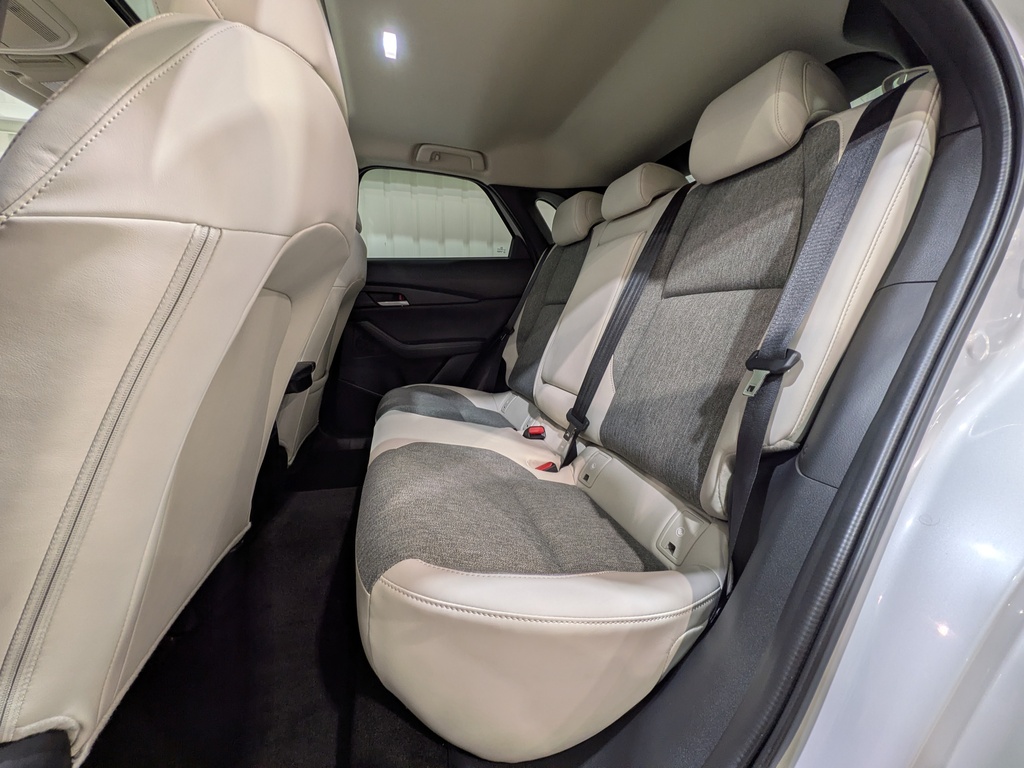 Mazda CX-30 2026
