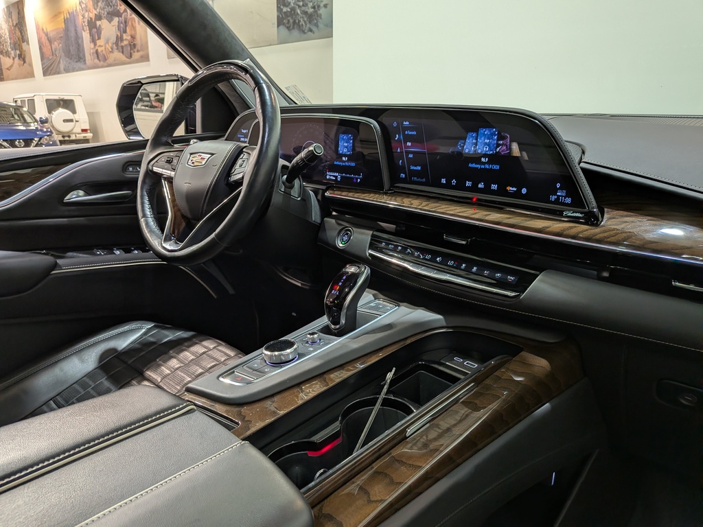 Cadillac Escalade 2023