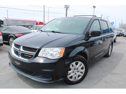 Black 2017 Dodge Grand Caravan SXT FWD Minivan Front-Wheel Drive Automatic