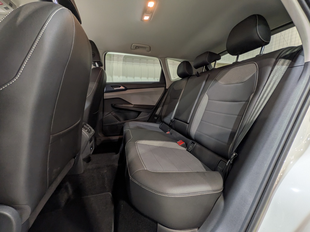 Volkswagen Taos 2024