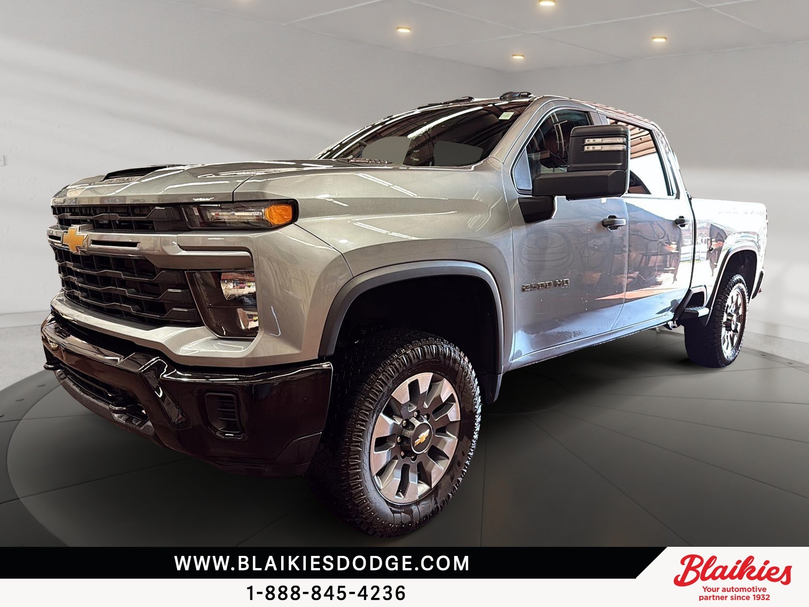 2024 Chevrolet Silverado 2500HD Custom Crew Cab 4WD