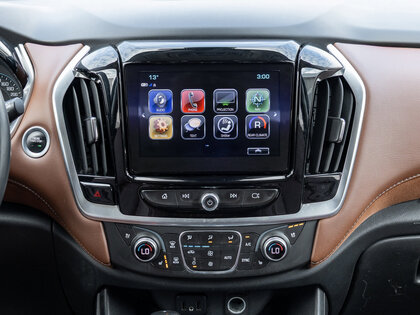 used 2018 Chevrolet Traverse car, priced at $24,795