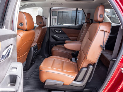 used 2018 Chevrolet Traverse car, priced at $24,795