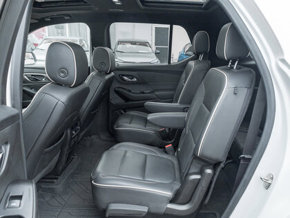 used 2022 Chevrolet Traverse car, priced at $40,995