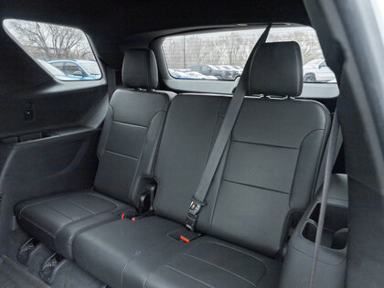 used 2022 Chevrolet Traverse car, priced at $40,995
